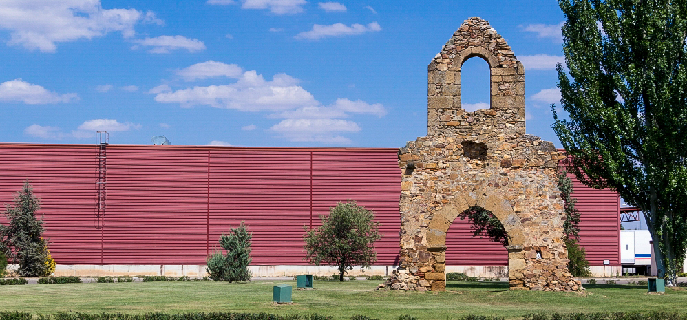 Espadaña ermita de san Lazaro (1)