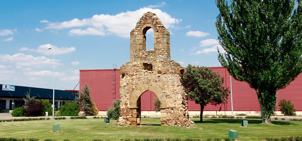 Espadaña ermita de san Lazaro (2)