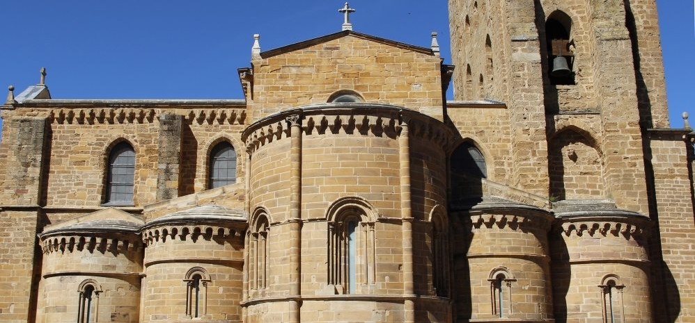 Iglesia-de-Santa-Maria (300)